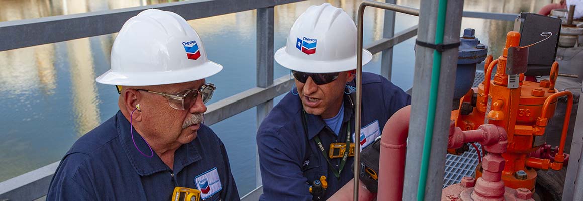 Pasadena refinery workers