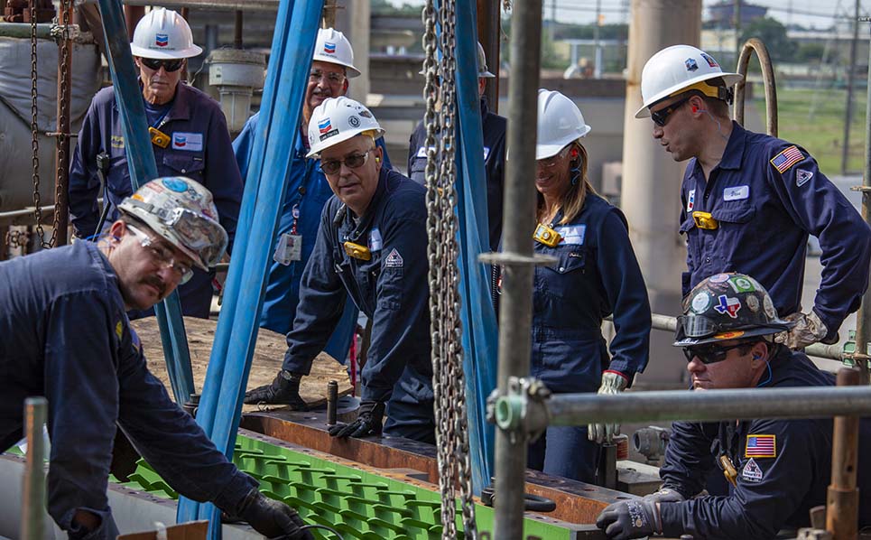 Pasadena refinery workers